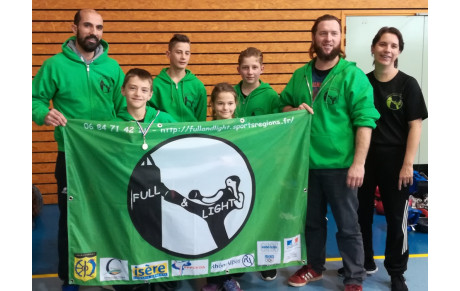 UN DIMANCHE BIEN OCCUPE