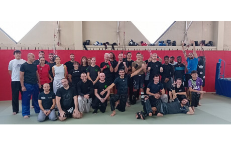 Un grand merci au club Fighting  School Lyon Gerland pour l'invitation... 